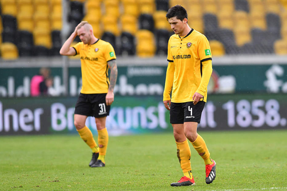 Auch bei Jannis Nikolaou (r.) und Brian Hamalainen gingen die Köpfe runter.