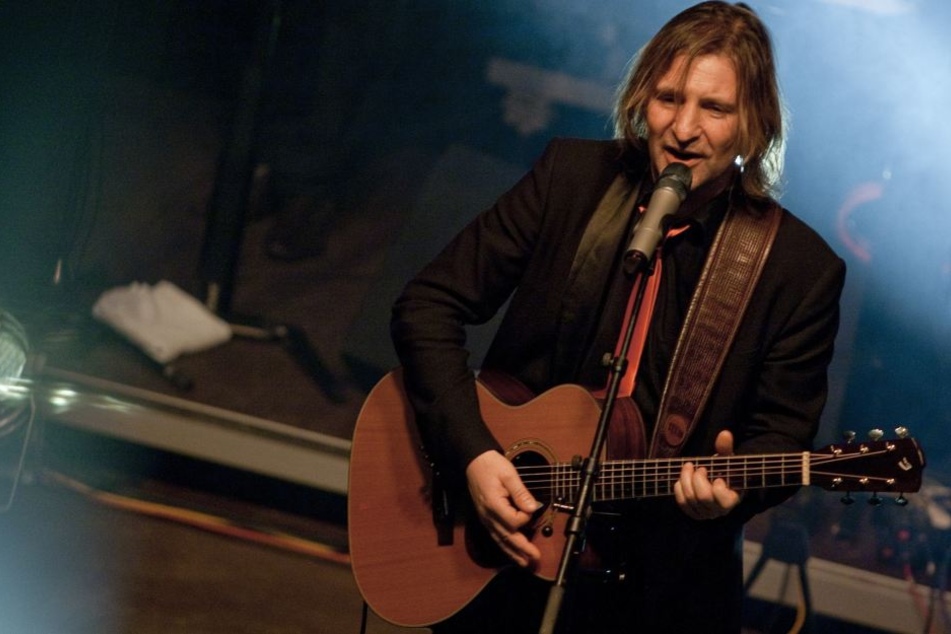 Dirk Zöllner und seine Band spielen heute ab 18 Uhr am Nischel.