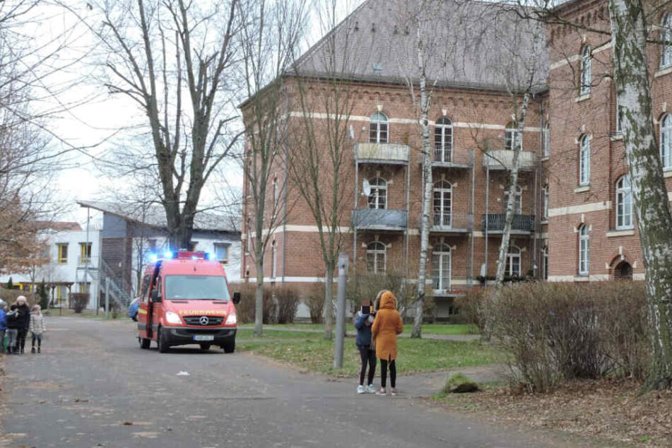 Die zuerst eingetroffene Feuerwehr Wurzen konnte wegen des Brandes schnell Entwarnung geben.