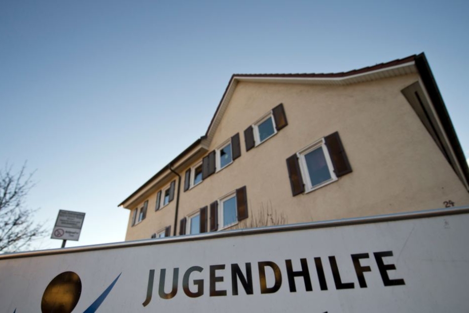 In den Häusern der Jugendhilfe sollen sich die Misshandlungen zugetragen haben. (Symbolbild)