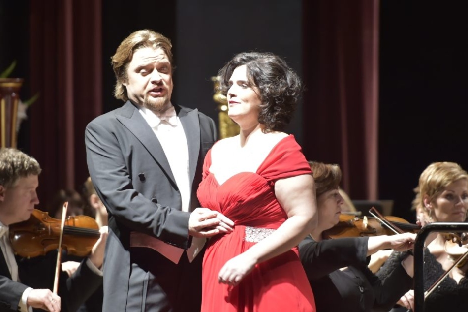Tenor Viktor Antipenko und Sopranistin Mareike Schröter