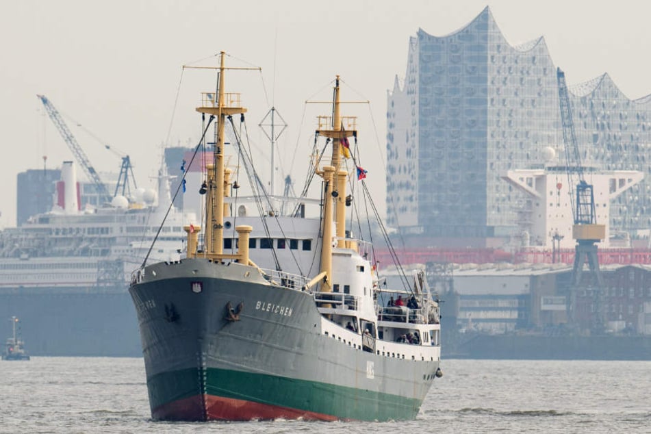 Das Museumsschiff MS Bleichen wurde elf Jahre restauriert und hat erst im März erfolgreich seine Testfahrt auf der Elbe absolviert.