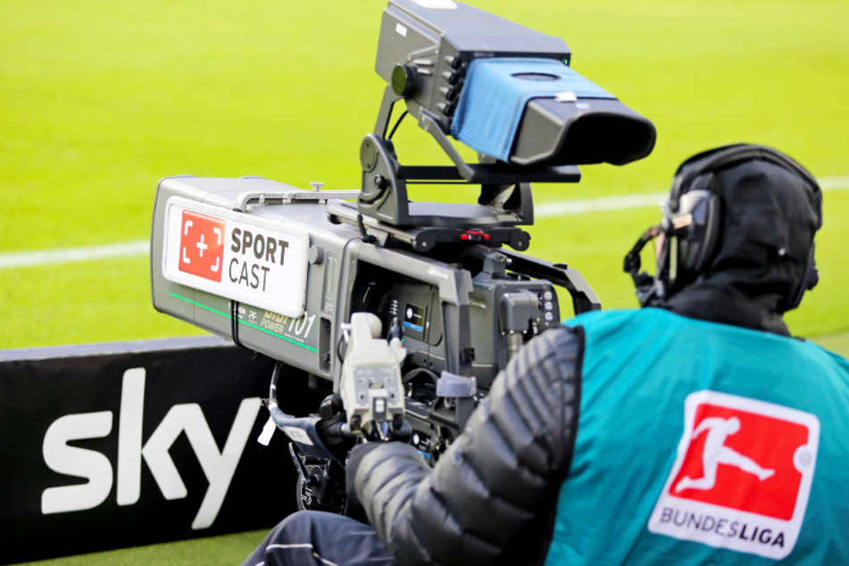 Gleich 13 von 36 Vereinen der 1. und 2. Liga droht die Insolvenz!