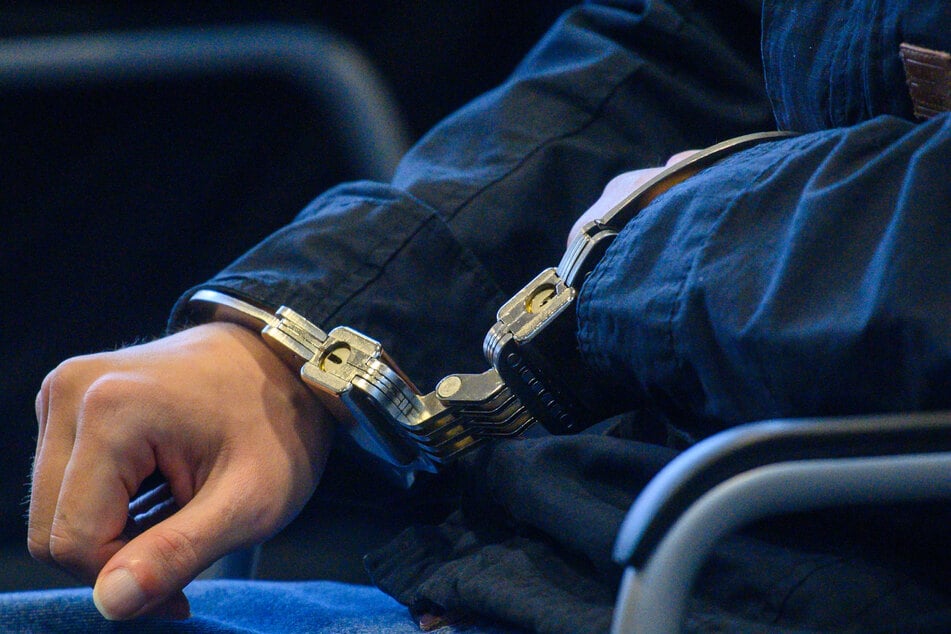 Straftäter, die als besonders gefährlich für die Allgemeinheit gelten, können im Anschluss an ihre Haftstrafe in Sicherungsverwahrung untergebracht werden. (Symbolbild)