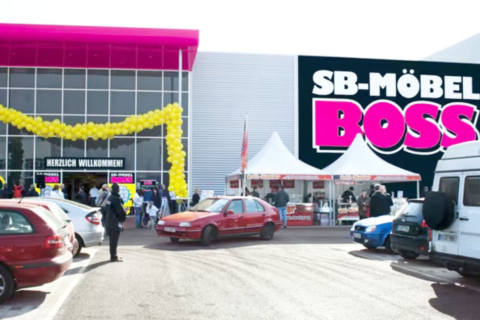 SB-Möbel Boss in Berlin-Spandau