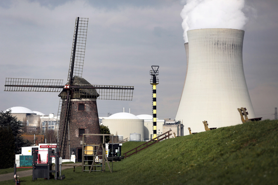 Möglicher Kurzschluss: Belgischer Atomreaktor Doel 2 schaltet sich ab
