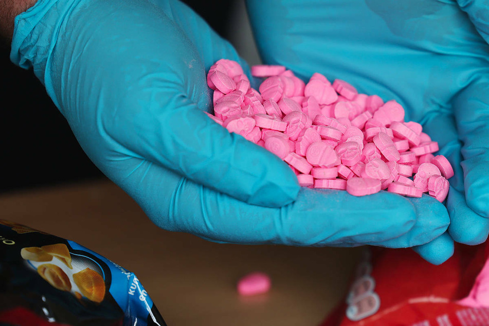 Schlag gegen Dealerbande: 68.000 Ecstasy-Pillen und zehn Kilo Cannabis sichergestellt