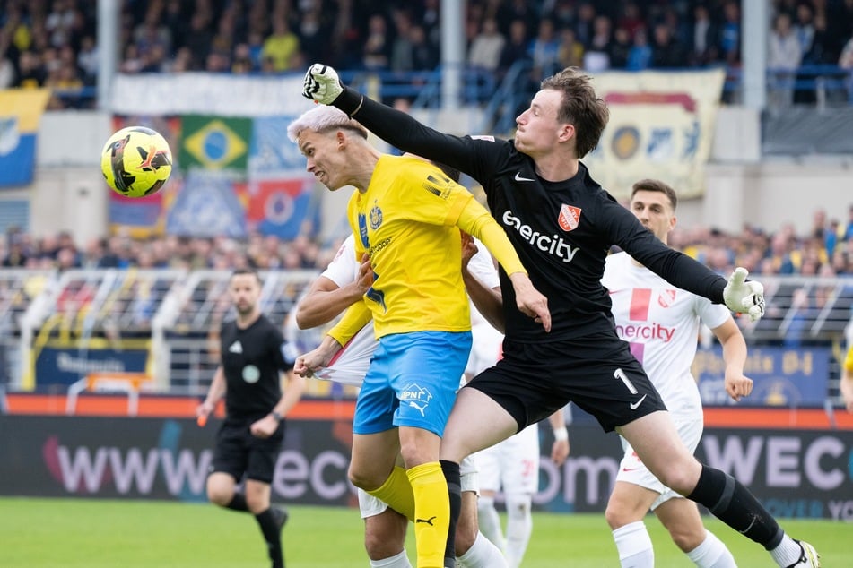 Gäste-Keeper Tom Opitz wirkte nicht immer ganz sattelfest. Eigentlich eine gute Voraussetzung für Lok, öfter auf das gegnerische Tor zu schießen.