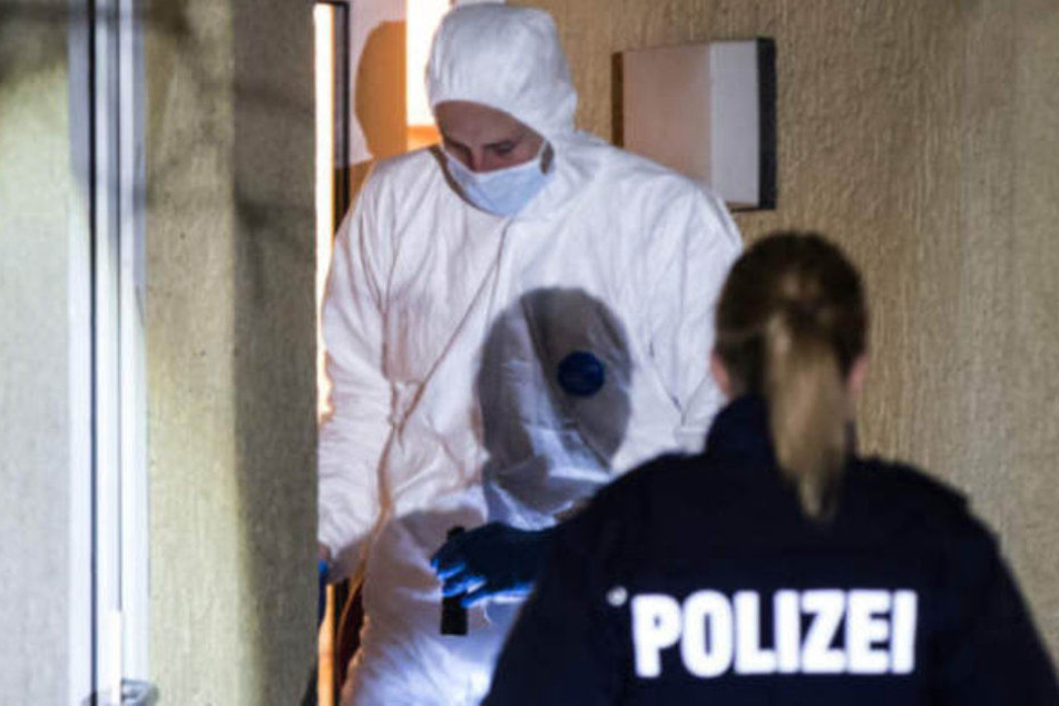 In der Wohnung des Mannes hatte die Polizei eine tote Frau entdeckt. (Symbolbild)