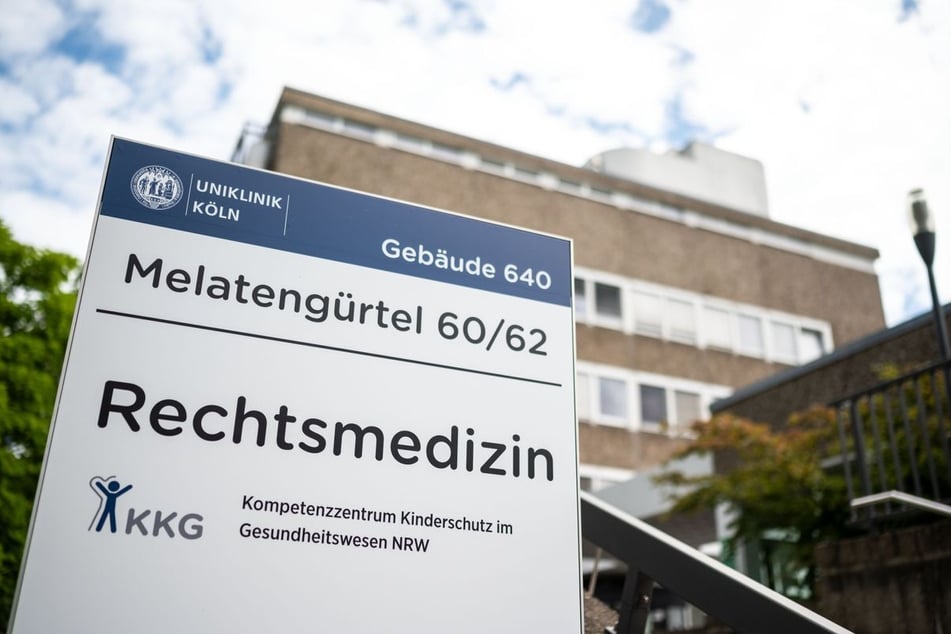 Auch Teile der Kölner Uniklinik sind von der Evakuierung betroffen. (Symbolbild)