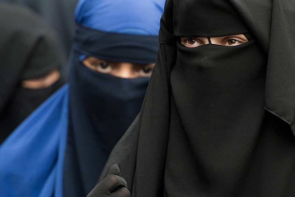 Immer mehr islamistische Frauen radikalisieren sich derart, dass sie bereit sind, Terroranschläe zu verüben.
