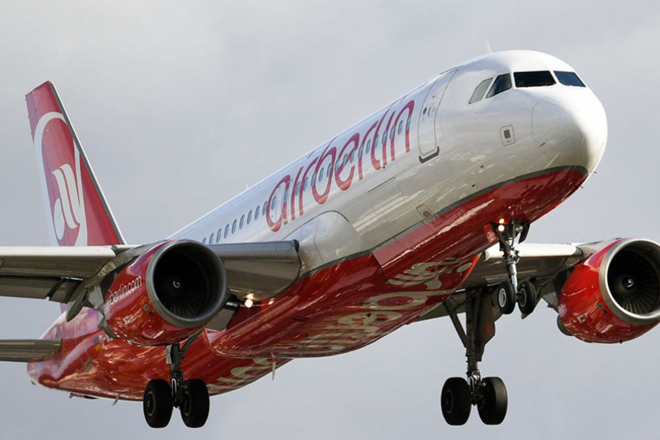 Um 22.45 Uhr landet in Berlin-Tegel die letzte Air-Berlin-Maschine.