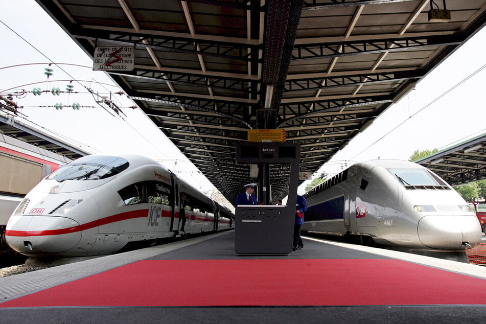 Grenzüberschreitend Zug fahren, etwa mit dem ICE oder TGV: Die EU macht das mit 35.000 Gratis-Tickets möglich.