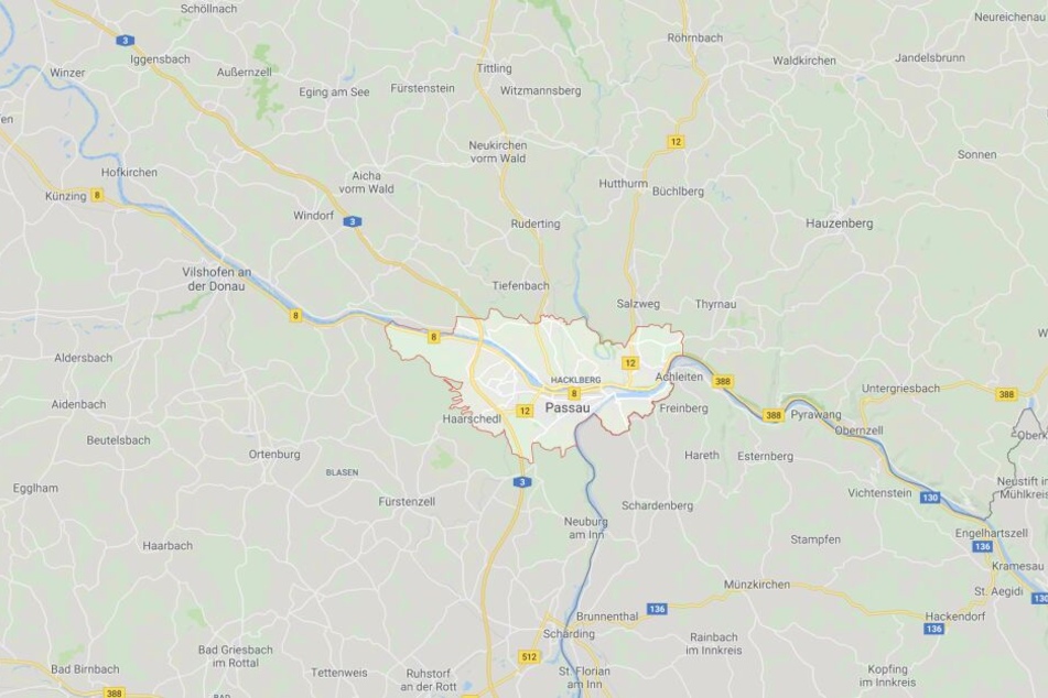 Der Transporter wurde auf der Autobahn 3 bei Passau in Bayern von der Polizei kontrolliert.