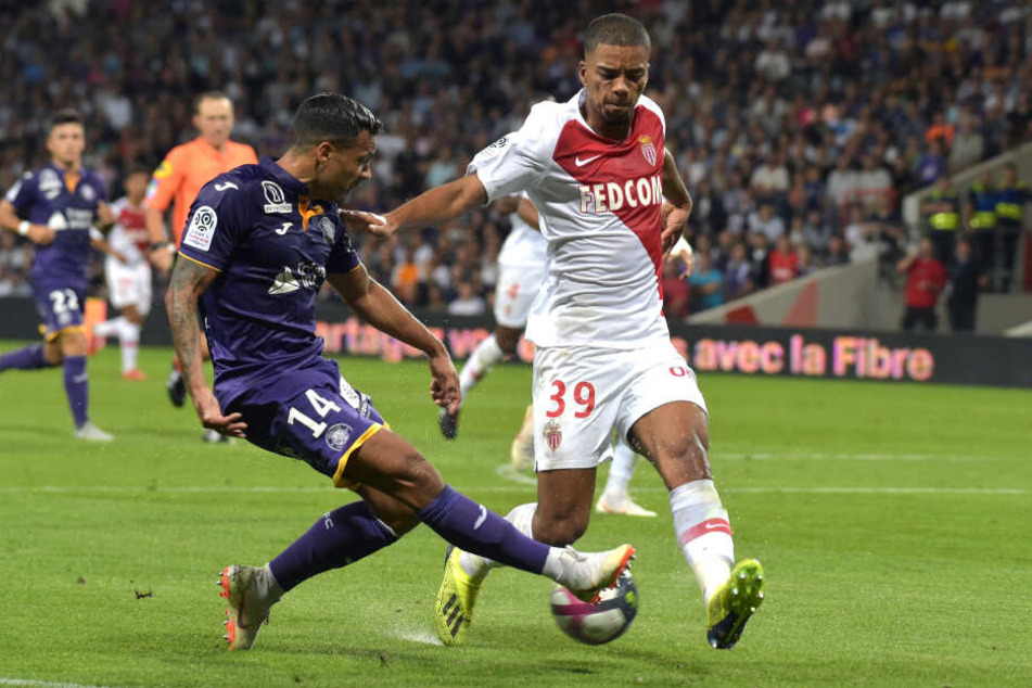 Benjamin Henrichs (22) spielt seit August 2018 bei der AS Monaco. Nach nur einem Jahr könnte nun sein Abschied anstehen - zurück in die Bundesliga?
