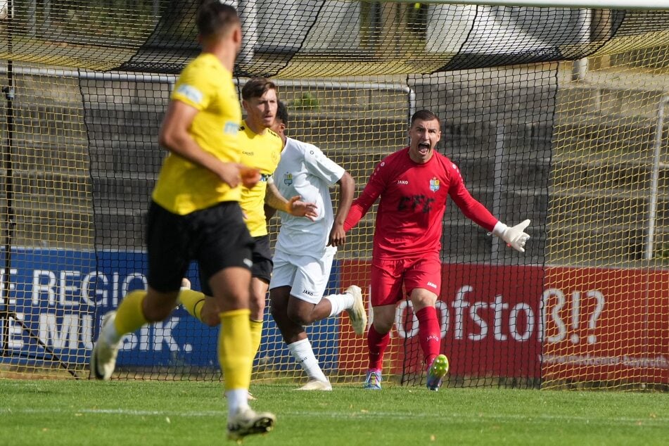 Daniel Adamczyk, der am Samstag beim 2:1 gegen Fürth pausierte, hütete in Bayreuth wieder das CFC-Tor.