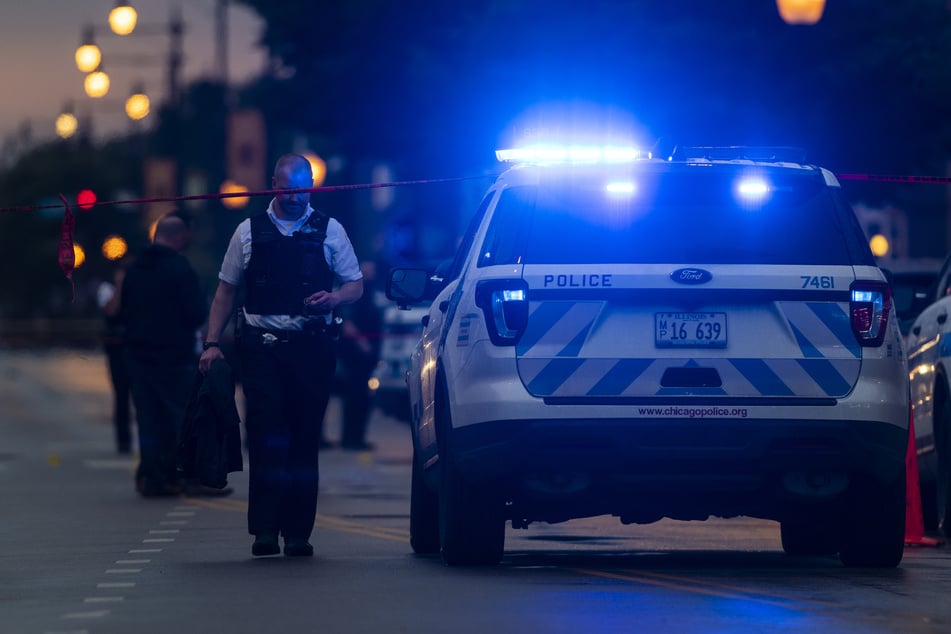 Officials arrived at a chaotic scene. (stock image)