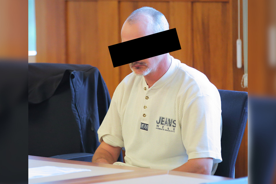 Ronny K. (42) hat seinen drei Monate alten Sohn heftig geschüttelt.