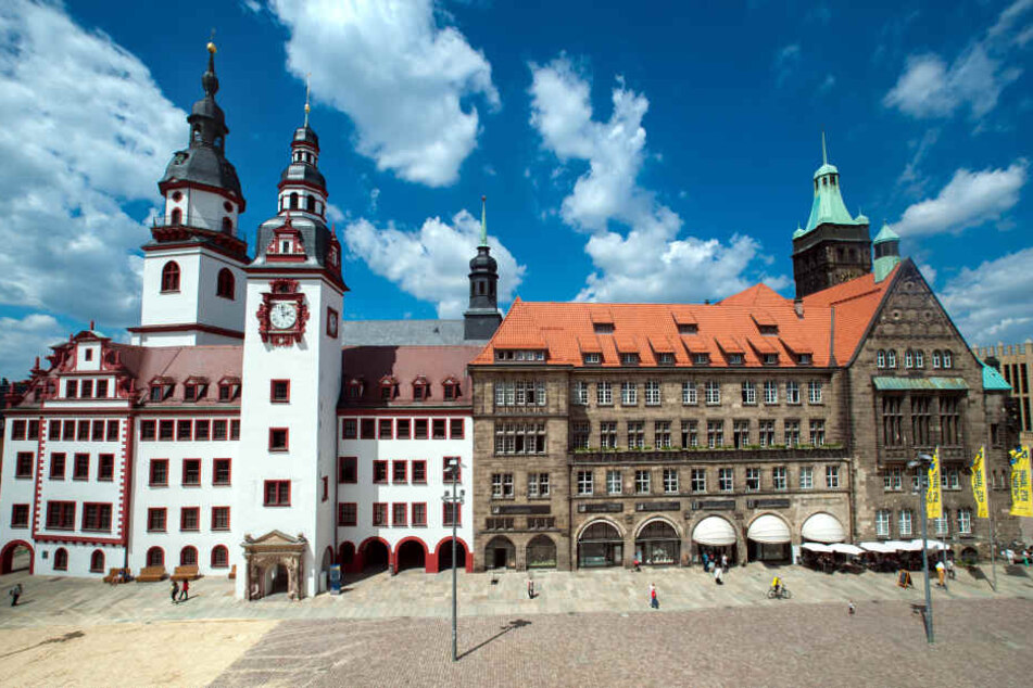Arbeitgeber Stadt? Der öffentliche Dienst bietet Vorteile. Stress haben die Rathaus-Beschäftigten aber auch.