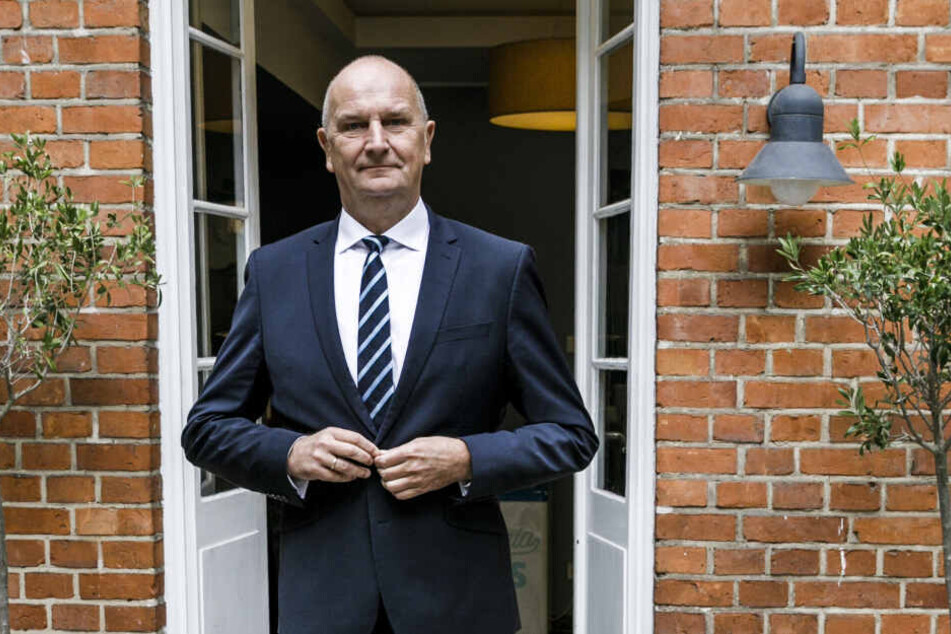 Dietmar Woidke (SPD) spricht von einem Imageschaden für das Land, sollte die AfD bei den Wahlen erfolgreich abschneiden.