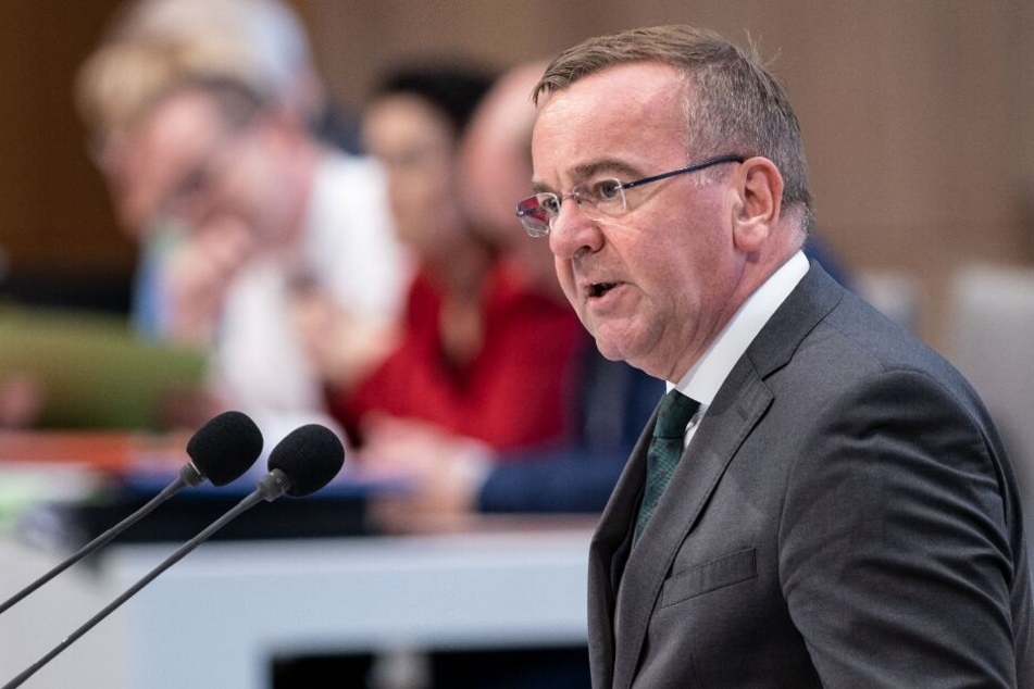 Niedersachsens Innenminister Boris Pistorius bestätigte die Bedrohung durch den Libanesen.