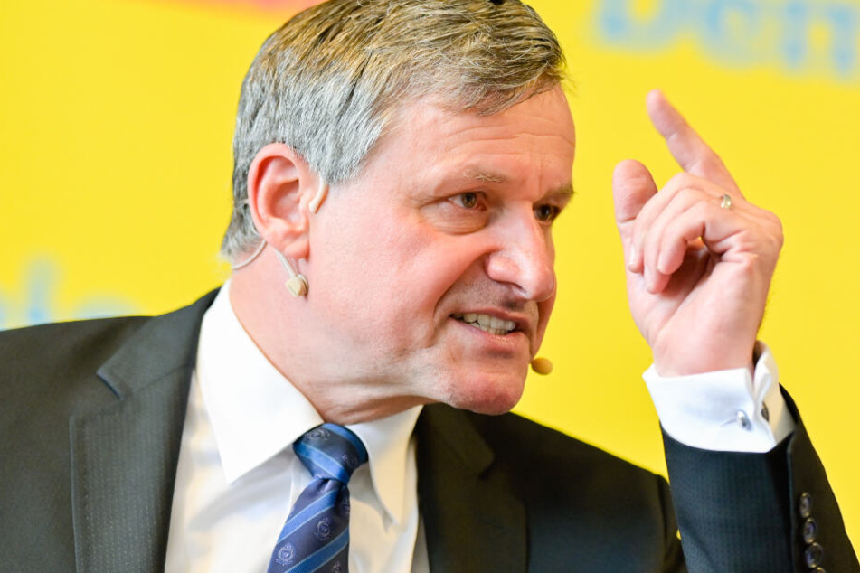 Der 58-jährige gebürtige Tuttlinger ist FDP-Landtagsfraktionschef in Baden-Württemberg.