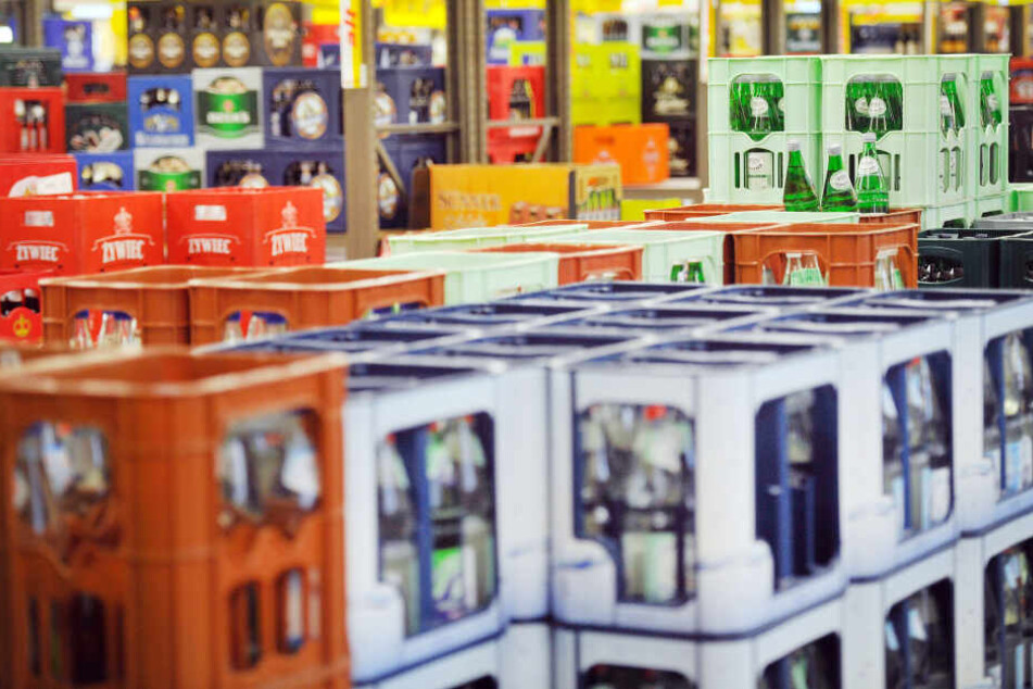 Der Getränkehandel sieht sich auf die Hitzewelle gut vorbereitet (Symbolbild).