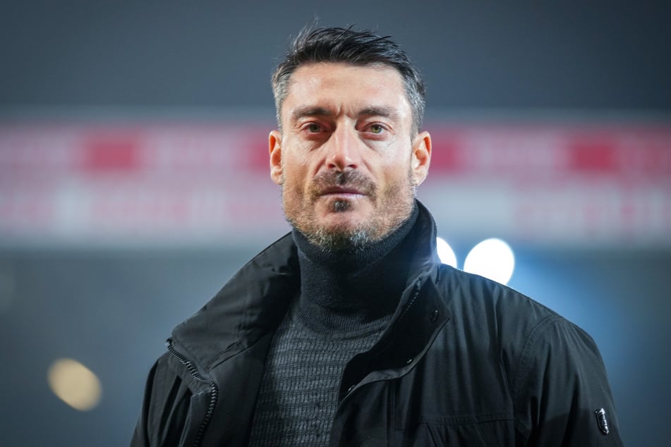 Der neue Eintracht-Cheftrainer Albert Riera (43) war mit der Herangehensweise seiner Mannschaft beim 1:1-Unentschieden bei Union Berlin fürs Erste zufrieden.