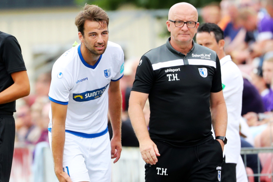 Christian Beck (32, l.) bereitet FCM-Coach Thomas Hoßmang (53) ungewollt Kopfzerbrechen. Der Mittelstürmer trifft momentan das Tor einfach nicht mehr!