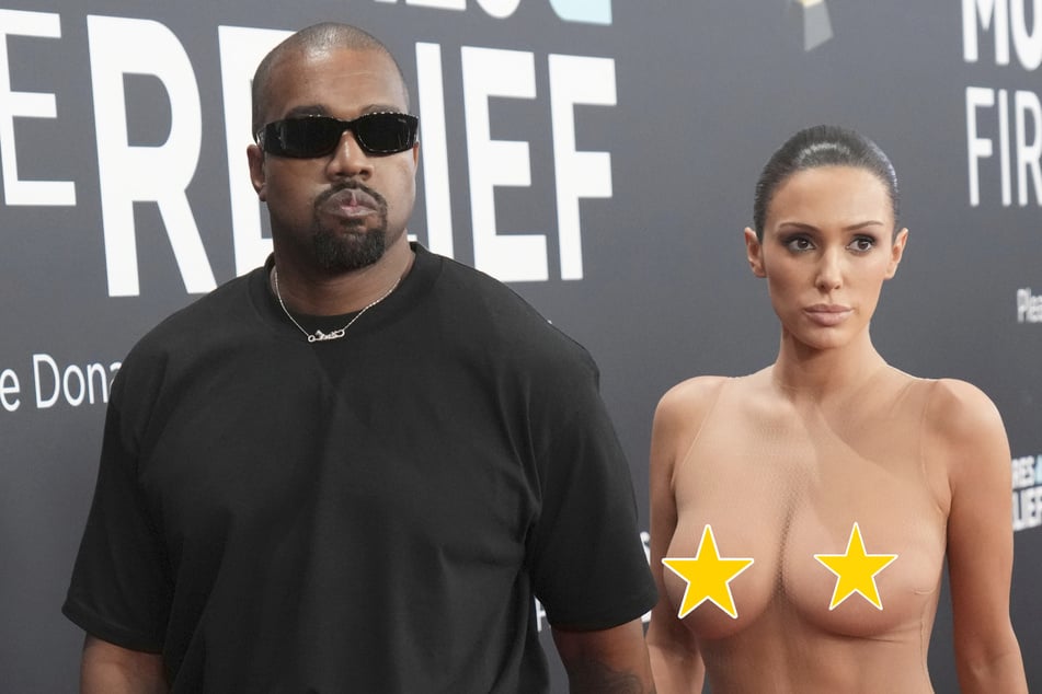 Kanye West (47) und seine Frau Bianca Censori (30) legten bei den Grammys einen fragwürdigen Auftritt hin.