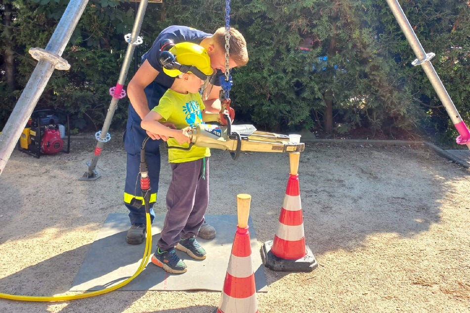 Von der Arbeit mit Kindern über Bepflanzungen die bis zur Fahrzeugpflege ist beim THW alles vertreten.