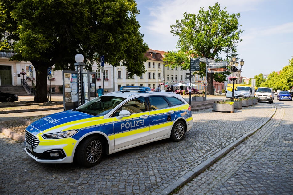 Bei dem Angriff wurden mindestens zwei Menschen verletzt.