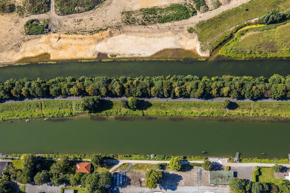 Der 20-Jährige wollte den Datteln-Hamm-Kanal in Lünen durchqueren und starb. (Archiv)