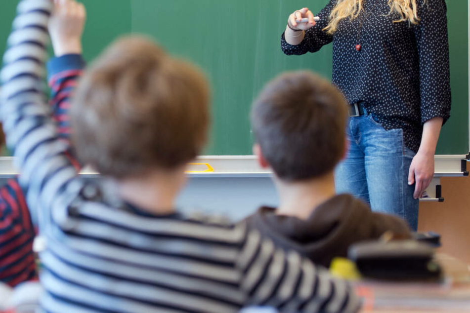 Fast 55.000 Erstklässler haben am 12. August mit der Schule begonnen (Symbolbild).