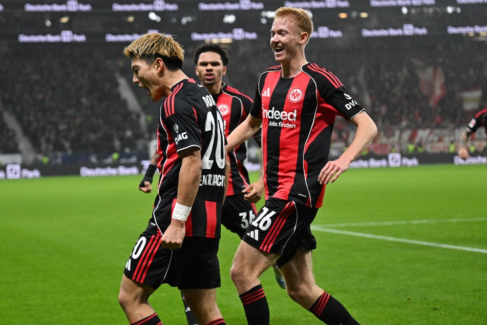 Hugo Larsson (21) könnte die Frankfurter Eintracht im Sommer verlassen.