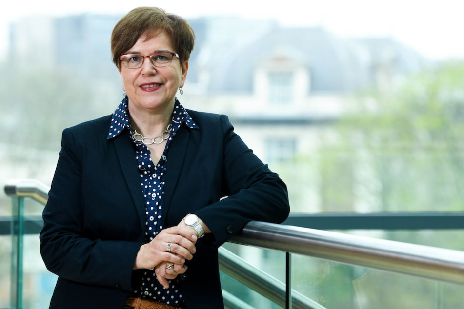 Seit 2015 ist das SPD-Mitglied Gabriele Bischoff (57) im DGB-Bundesvorstand.