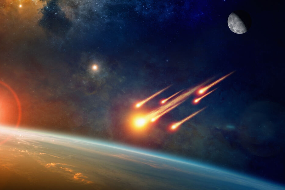 Asteroiden & Meteoriten: Sensation: Nasa entdeckt gigantische Meteoriten-Krater unter dem Eis