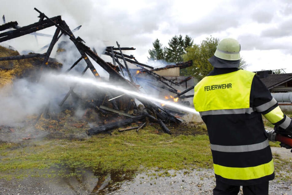 Bei der Brandserie in der Eifel entstand ein Millionenschaden. (Symbolbild)