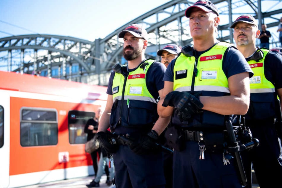 Sicherheitskräfte der Deutschen Bahn (DB).