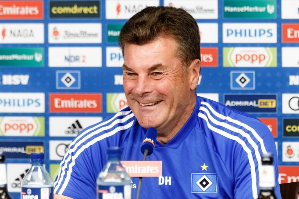 Dieter Hecking tritt mit dem HSV gegen seinen Ex-Club an.