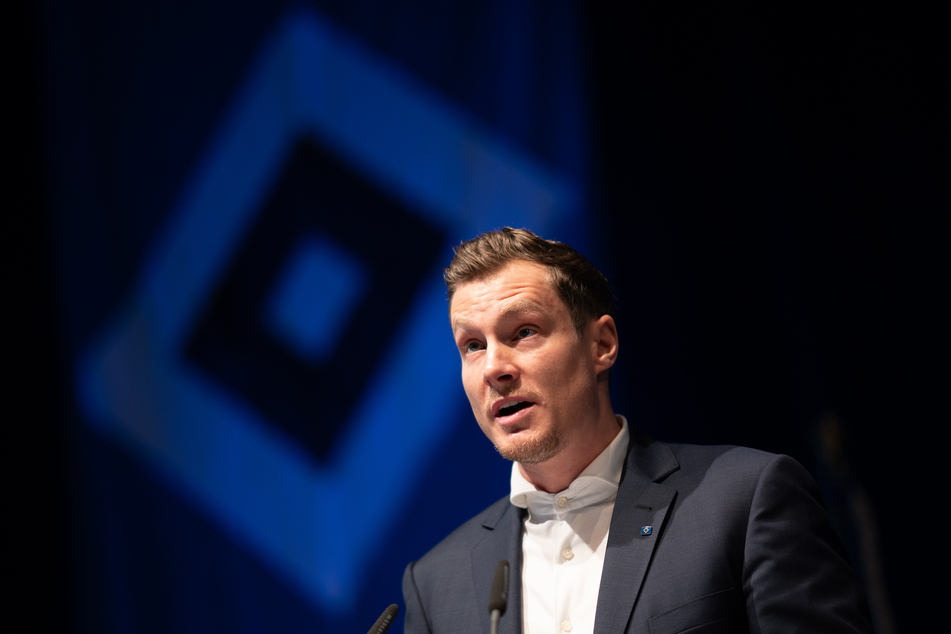Das HSV-Präsidium um Marcell Jansen (35) hat sich nicht auf einen Termin für eine außerordentliche Mitgliederversammlung geeinigt. (Archivfoto)