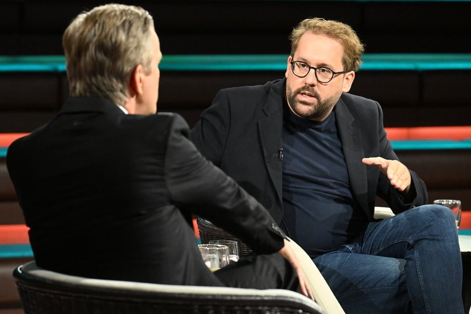 Ronzheimer überrascht Markus Lanz mit Kanzler-Aktion: "Das ging von Merz aus? Wow!"
