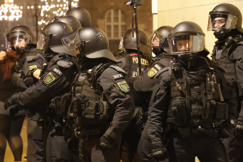 Die Polizei war in der Chemnitzer Innenstadt über Silvester im Großeinsatz.