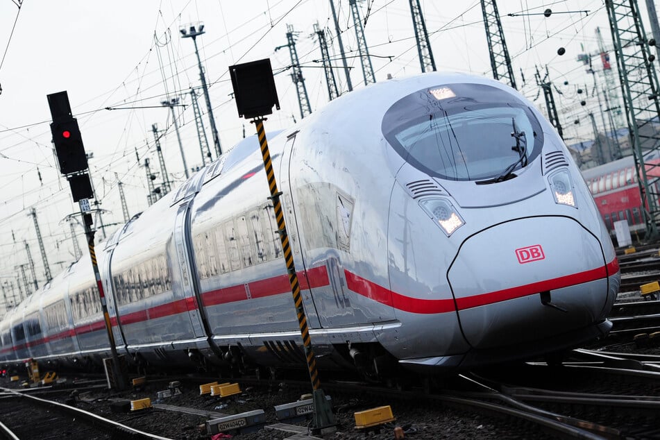 Für eine Milliarde Euro! Bahn bestellt 30 neue ICE bei Siemens