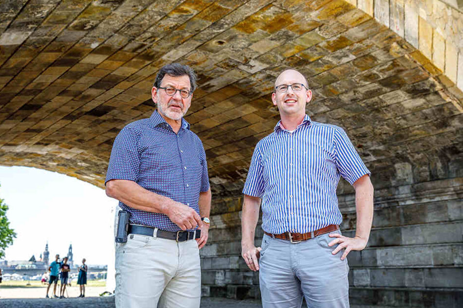 Straßenbauamts-Chef Reinhard Koettnitz (63, li.) bestand auf ein gründlicheres Planungsverfahren als für solche Projekte eigentlich üblich.
