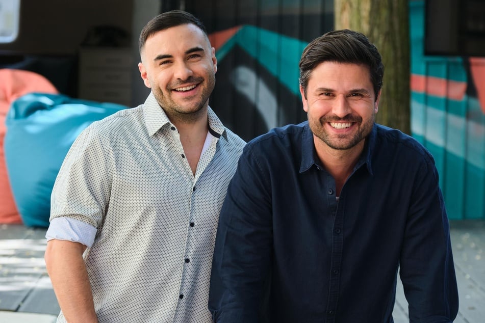 Lars Steinhöfel (l./39) mit seinem Serien-Kollegen Miloš Vukovic (43).