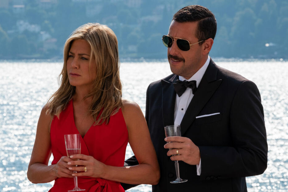 Ob Adam Sandler und Jennifer Aniston den Mörder zu fassen kriegen?