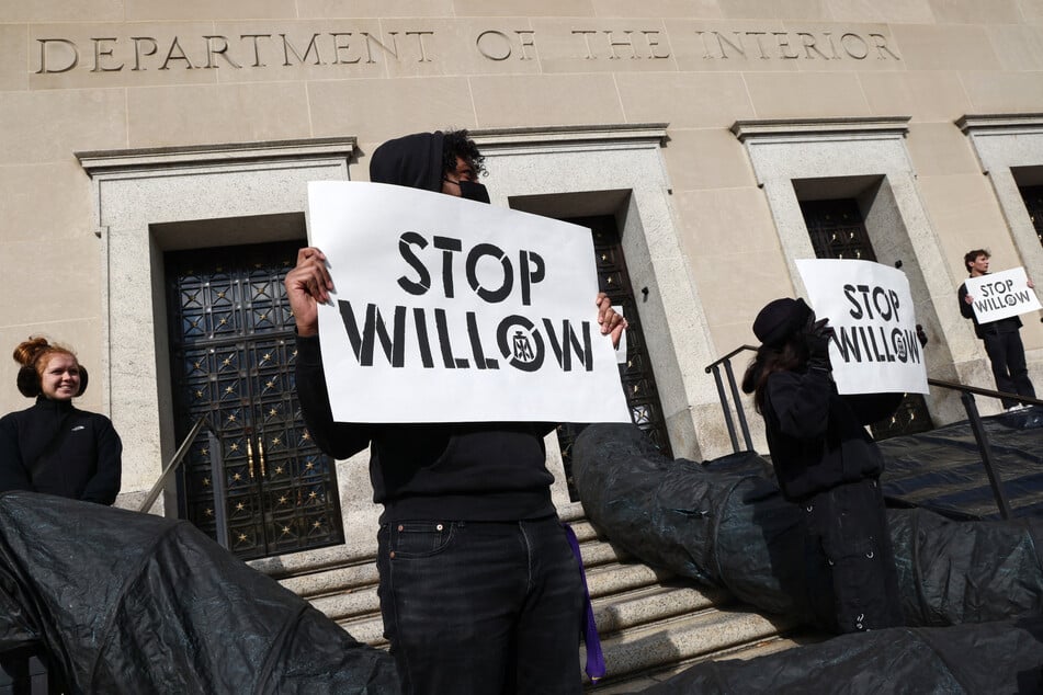 Development of controversial Willow oil drilling project can continue in Alaska, court rules