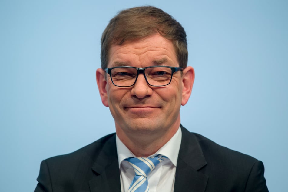 Vorstandschef Markus Duesmann (52) präsentierte den ersten vollelektrischen Audi.