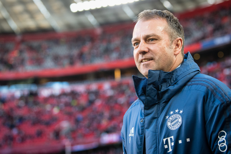 Hansi Flick glaubt weiterhin an Lewandowskis Rekord-Saison. (Archiv)